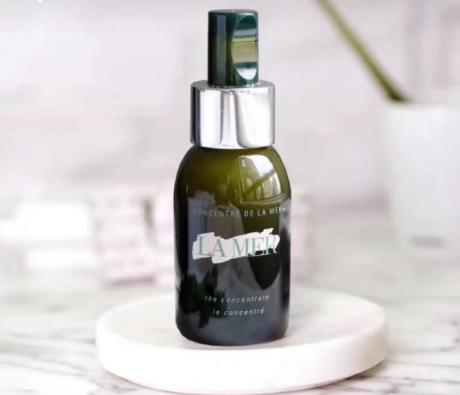 sk2的淡斑和美白精华选哪,sk2美白精华与淡斑精华