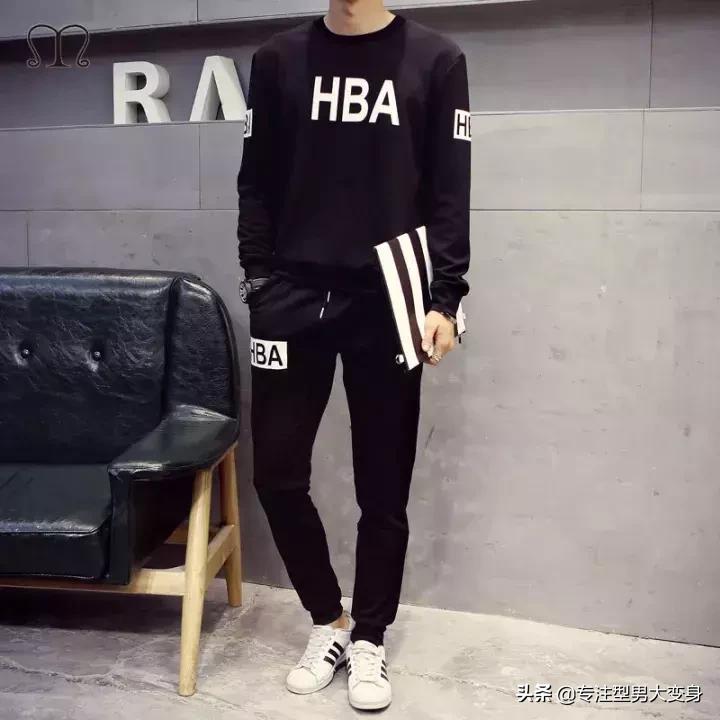 你以为你有双鞋就是潮男吗,你以为一身名牌衣服就是有钱人吗