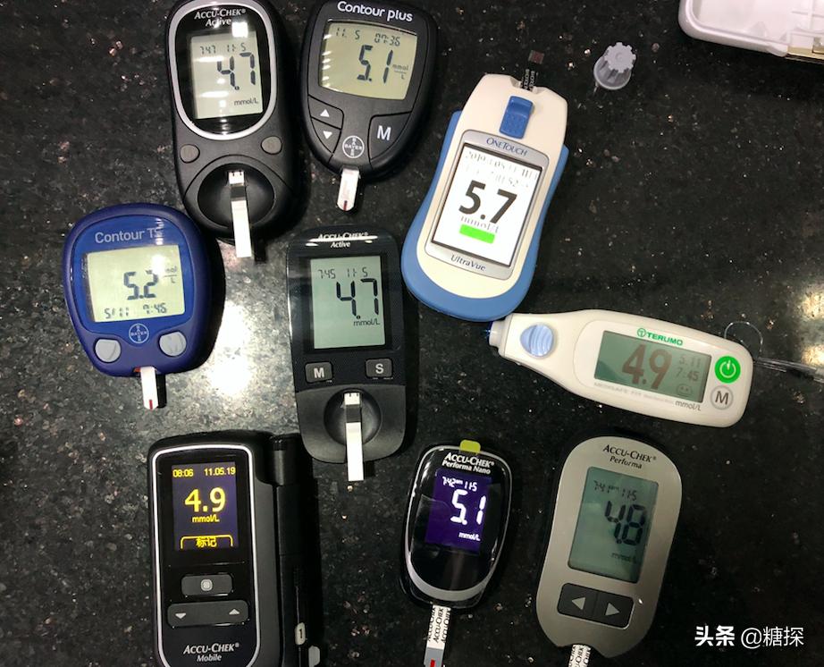 带13个血糖仪去验血糖,看哪个准,旁边大妈大爷惊呆了,结果如何
