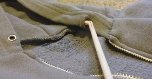 如何把普通衣服穿出很潮的感觉,衣服小技巧你学会了吗