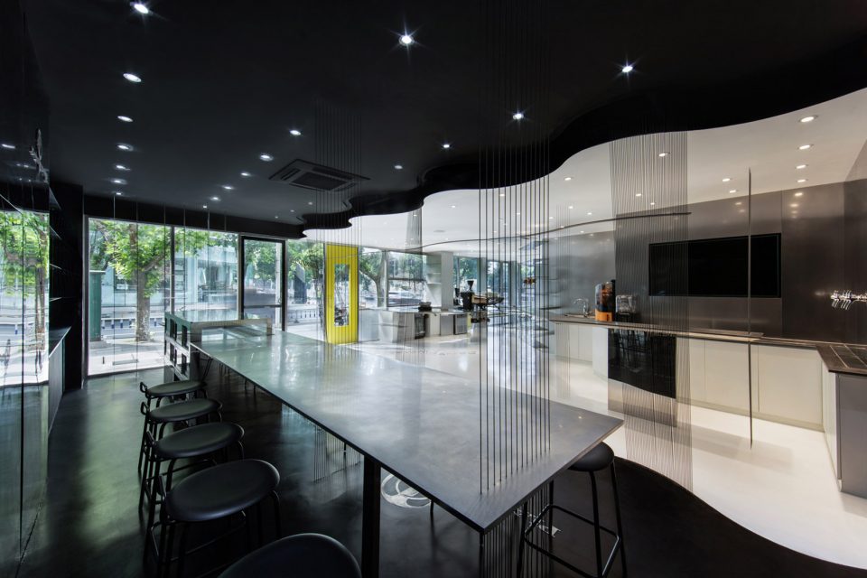 沉稳冷峻，优雅自如——七咖啡，江苏