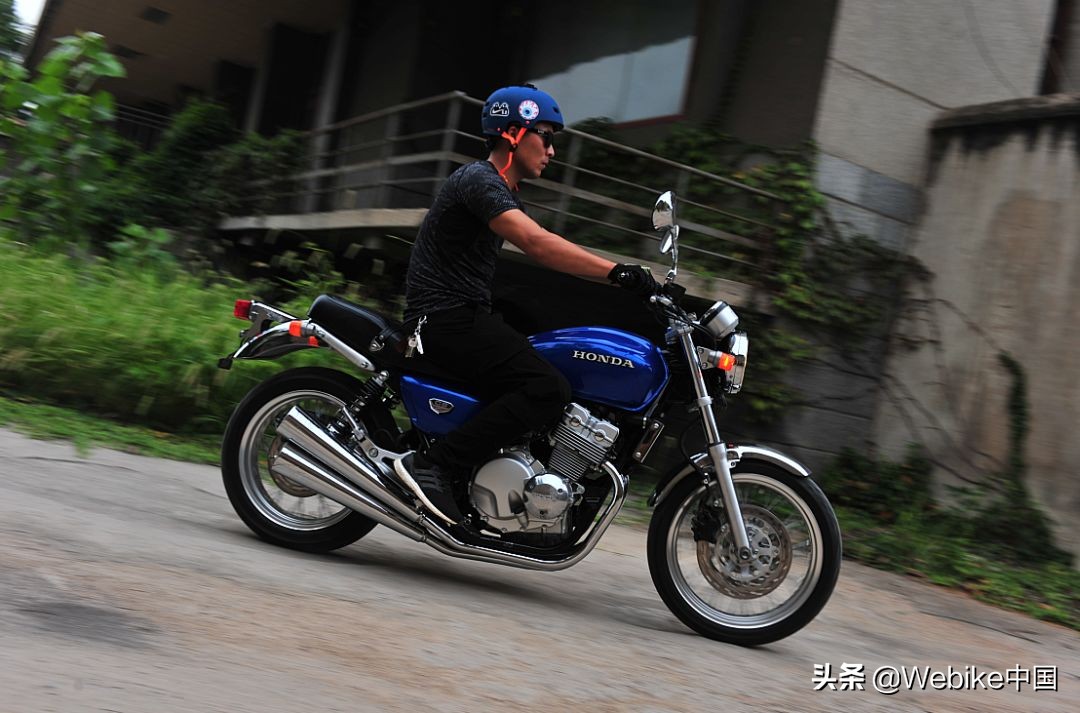 新出来的本田cb400,本田cb400第四代评测