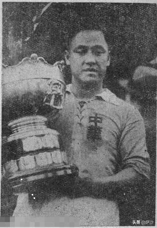 抗日时期国足,从足球场到战场