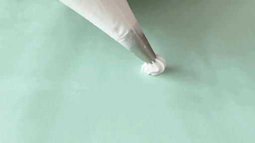 动物奶油裱花基础知识和手法,巧克力蛋糕裱花基础手法