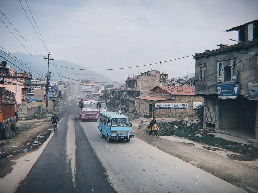 *局骗**和微笑,3000元带你体验双面尼泊尔