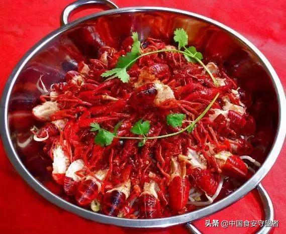 越辣越吃越过瘾,越辣越过瘾吃一口就停不下来