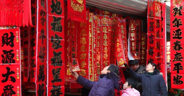 迎春立春贴春联好不好,立春贴春联还是除夕贴