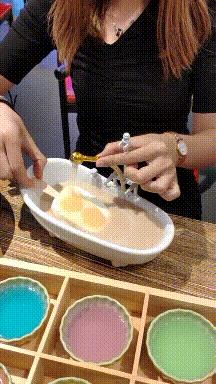 爆笑gif为了我的八块腹肌拼了,成年人幽默搞笑gif图片带字