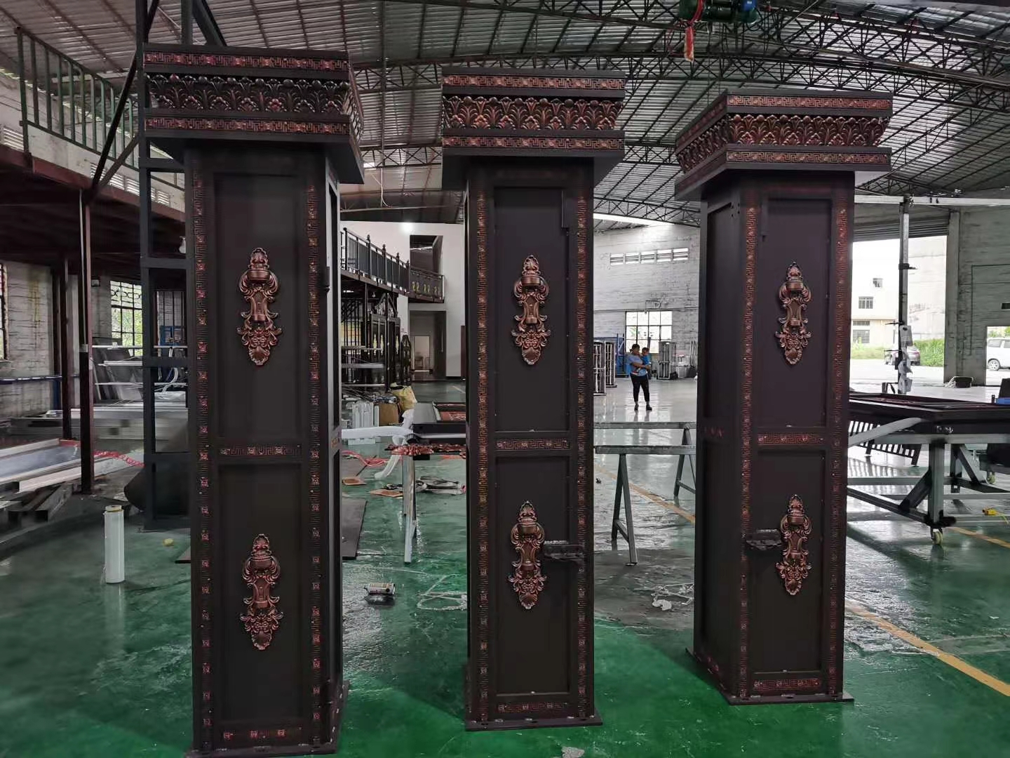 双开铝艺大门安装,双开铝艺大门