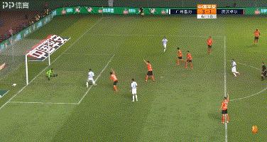 武汉卓尔0:5广州恒大,坚韧如钢铁温柔如蝶翼