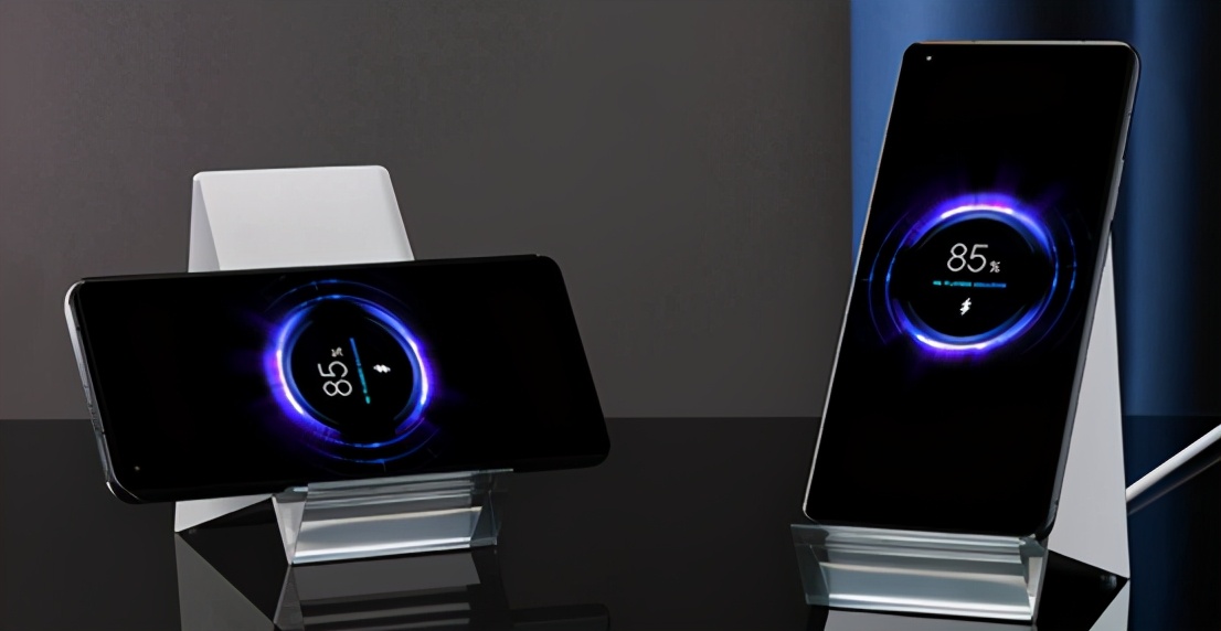 小米快充违反工信部政策!人民网点名批评小米120W无线快充技术