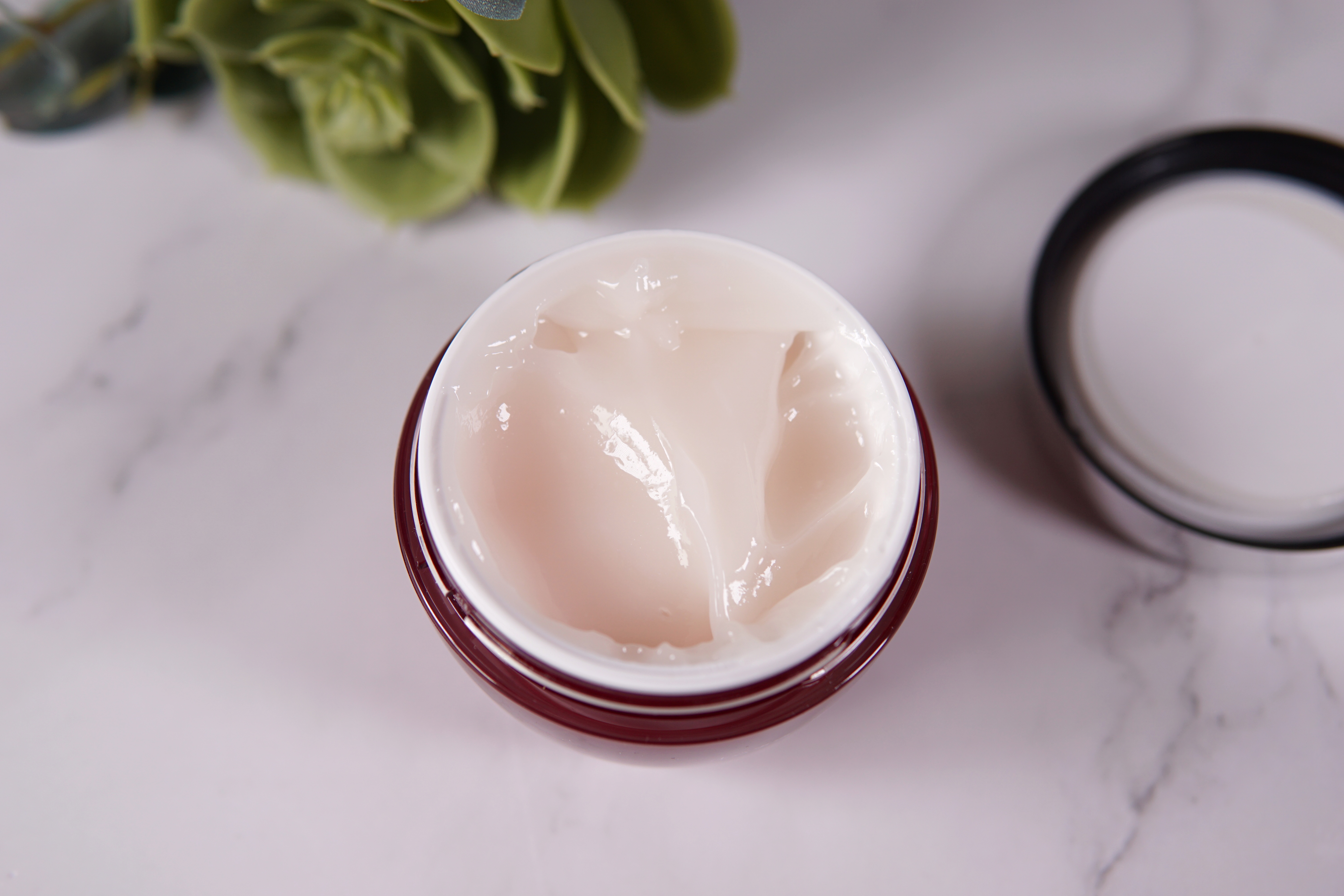 olay大红瓶面霜和空气霜区别,olay大红瓶不同版本怎么选