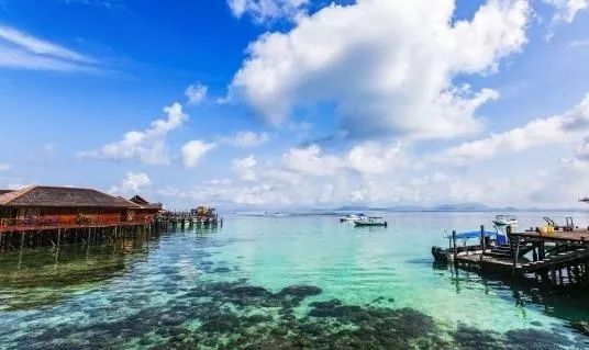 冬天情侣去哪里旅游最适合,适合情侣两三天的短途冬日旅游