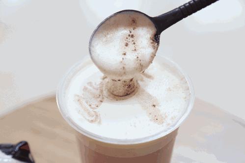 现在开奶茶店的前景怎么样,创业开奶茶店这3点要想清楚