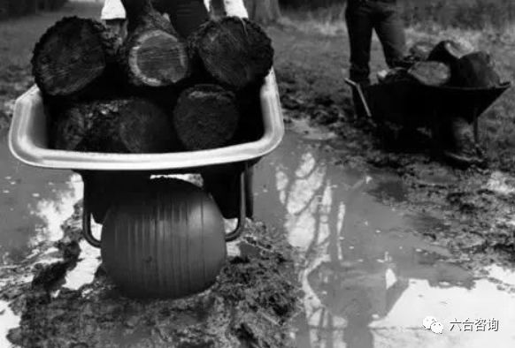 戴森吸尘器设计风格的演变,戴森发布最新吸尘器