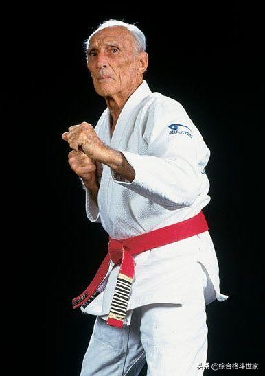 巴西柔术和以色列格斗哪个厉害,综合格斗巴西柔术介绍