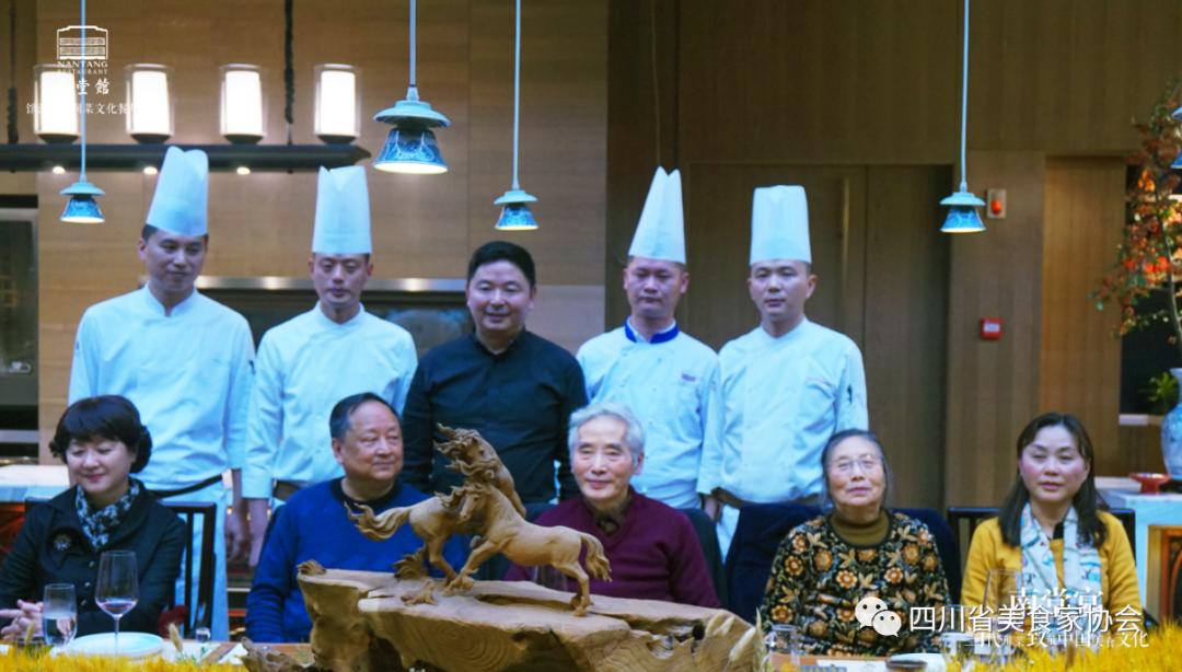 鍗楀爞宸濊彍鍘嗗彶,鍥涘窛鍗楀爞宸濊彍