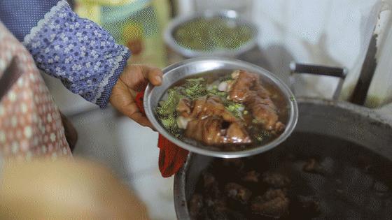 南宁西乡塘最好吃的猪脚粉在哪里,南宁这家二十年不倒的粉店