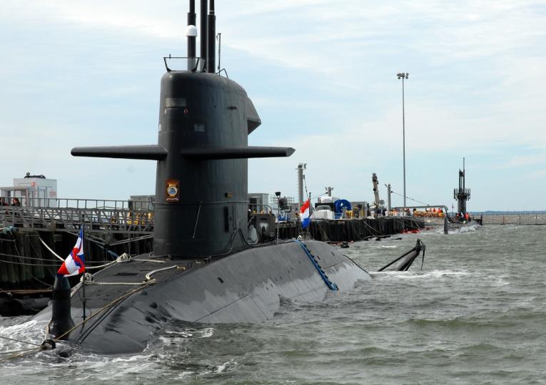 荷兰出售核潜艇,荷兰订购新潜艇