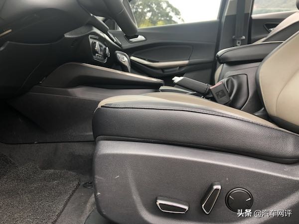 不后悔的选择福睿斯用车一年感受,福特福睿斯2020款1.5自动试驾视频