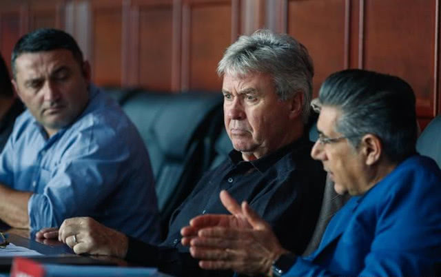 菜鸟互啄打脸视频,菜鸟互啄足球篮球