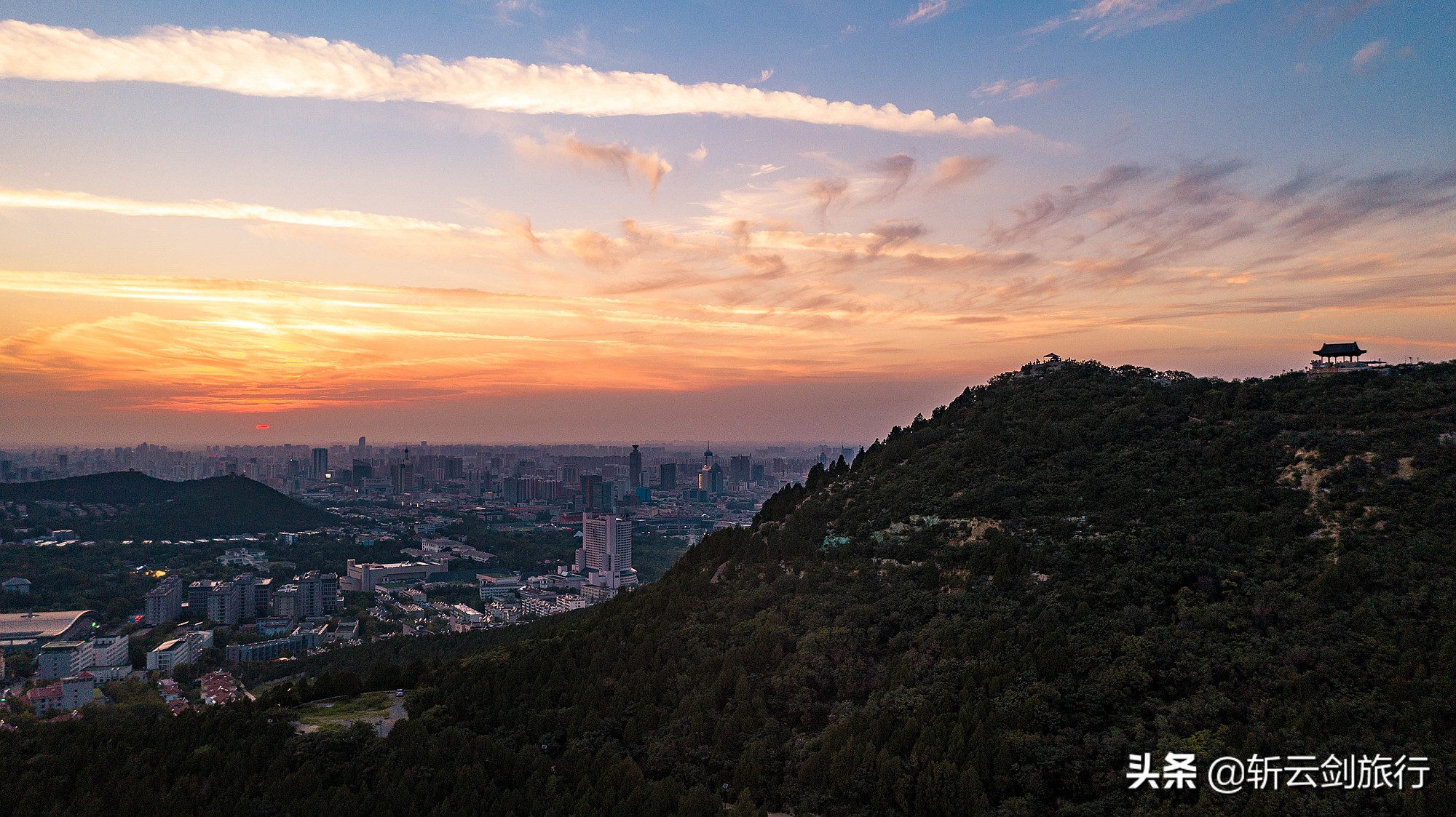 济南的千佛山最美景讲解,济南千佛山都有哪些景点