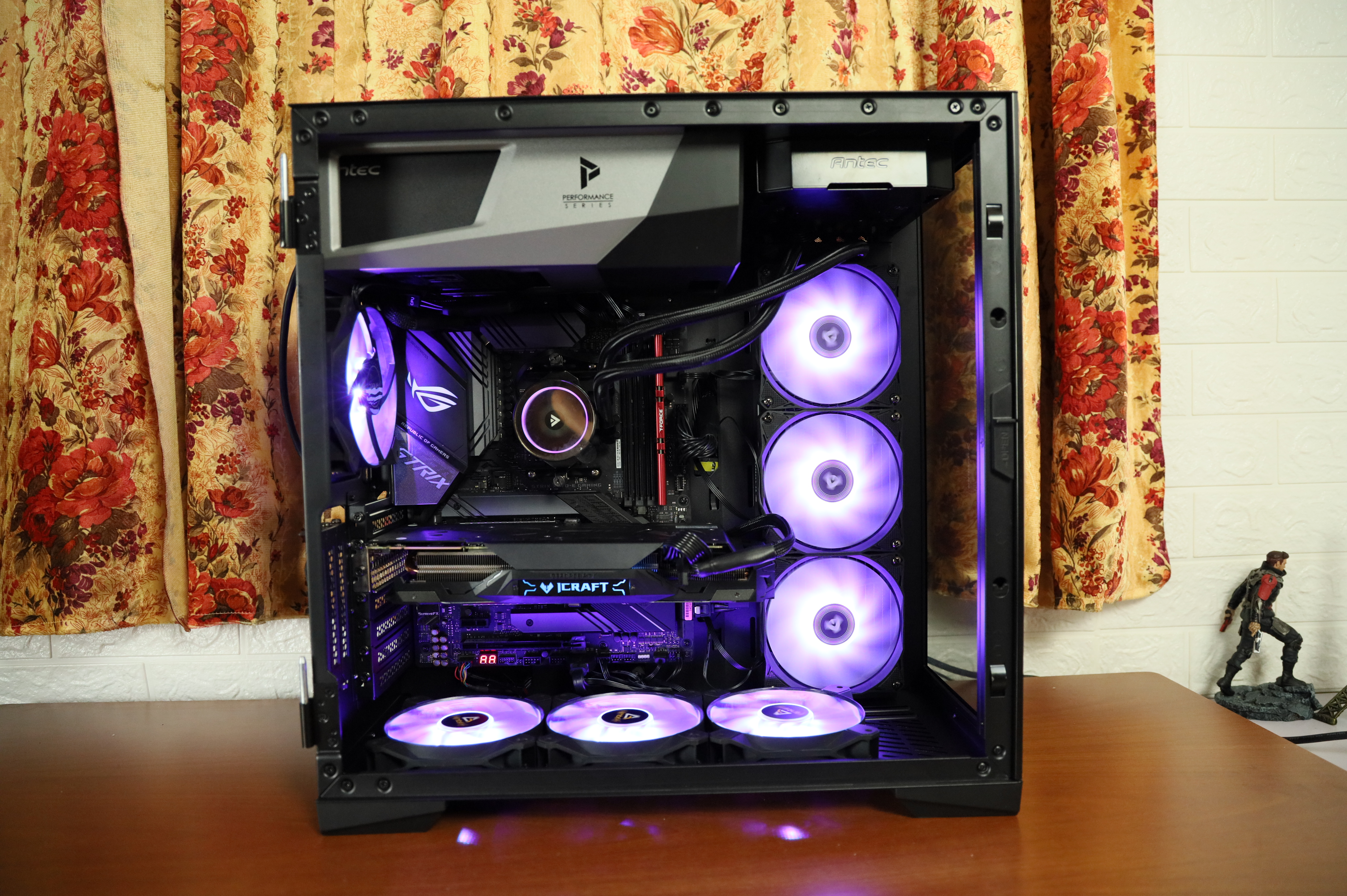 机箱加装风扇后开机f1,360水冷机箱炫酷