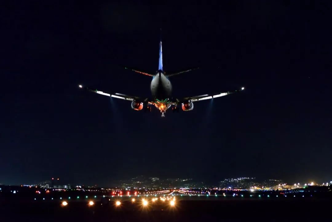 飞机去晚了赶不上怎么办,第一班飞机晚点赶不上转机怎么办