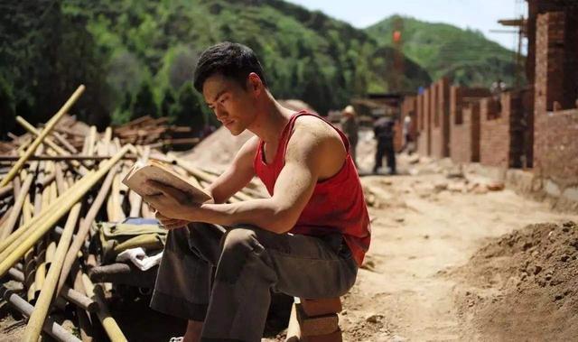 苦才是人生痛才是生活,一年的苦痛和心酸