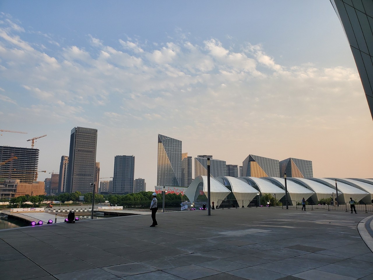 三星s10+全面测评,三星s10+国行上手测评