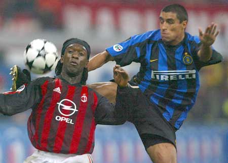 最矮小的巨人,世界上最袖珍的足球队北方巨人队