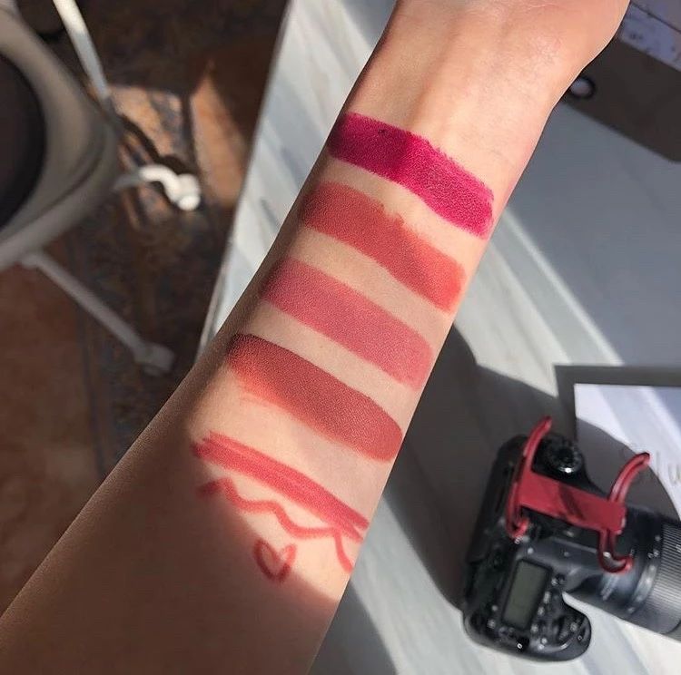 故宫口红出面膜,故宫推出的口红