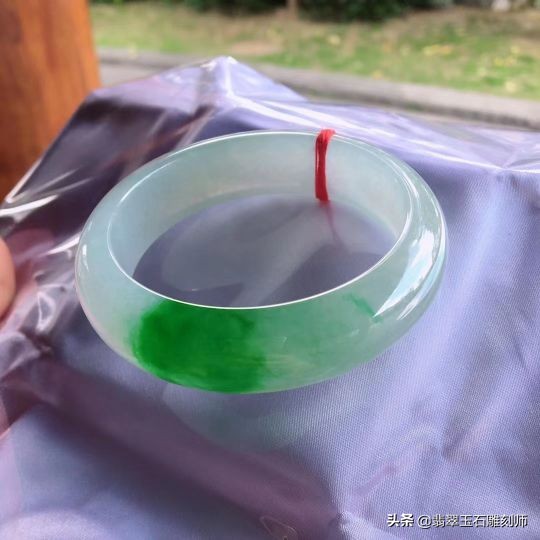 结婚三金首饰怎么挑选,结婚黄金首饰如何判断真假