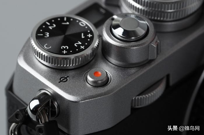 复古相机新选择尼康zfc上手体验,尼康fm2顶级功能