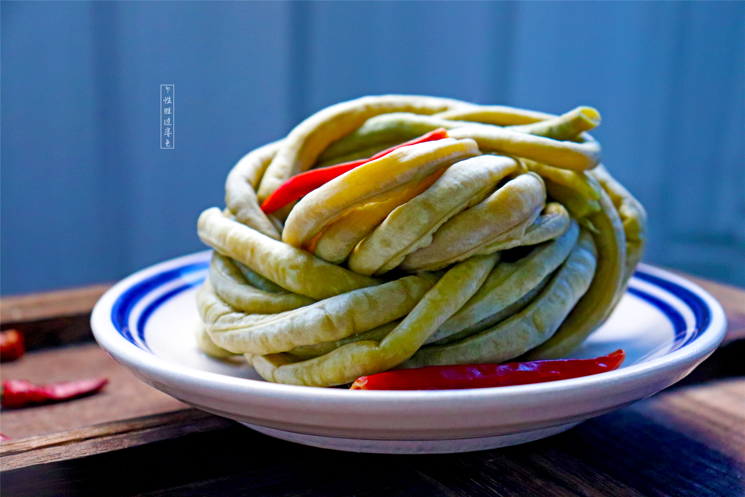 野山葱腌咸菜爽脆口感,50种腌咸菜的方法