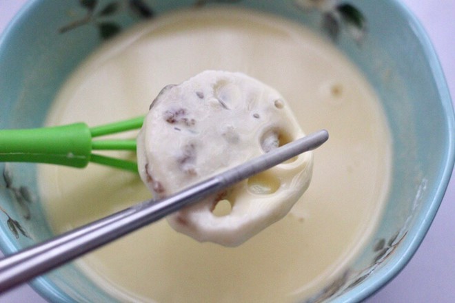 炸藕合的面糊加食用油起什么作用,炸藕合怎么做才酥脆好吃