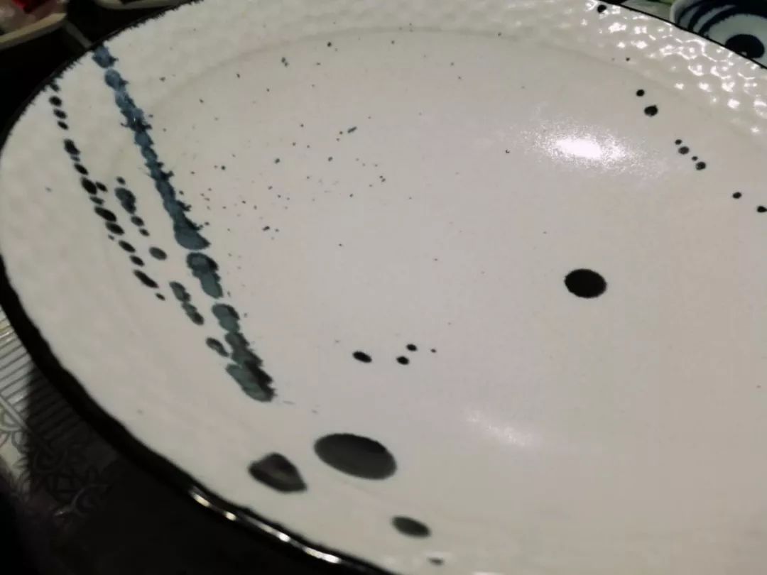 “碰瓷”日本美浓烧集市，我们最动心的却是一个木质便当盒