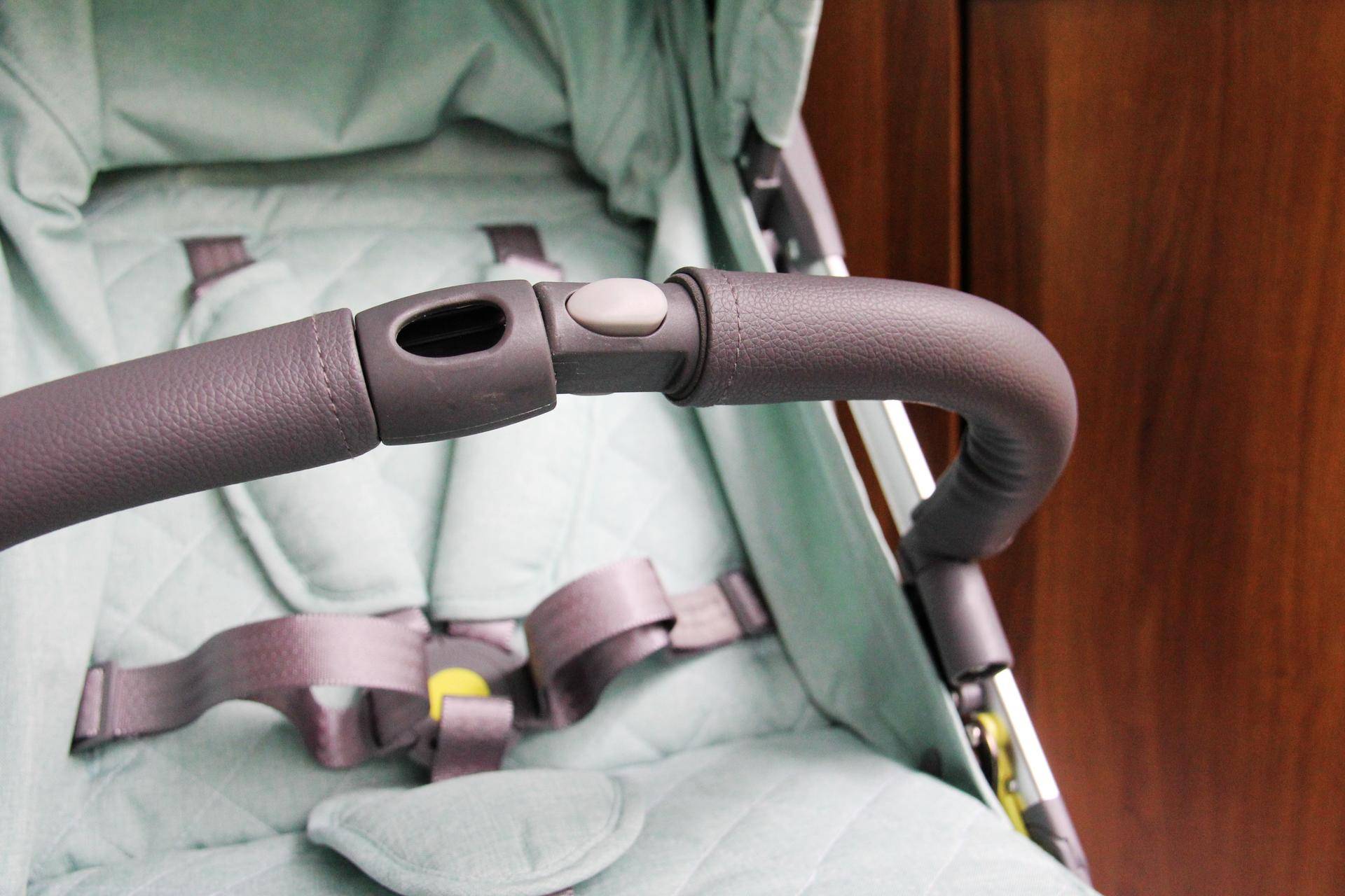 婴儿推车可坐可躺轻便折叠推荐,最新款轻巧双向折叠婴儿推车