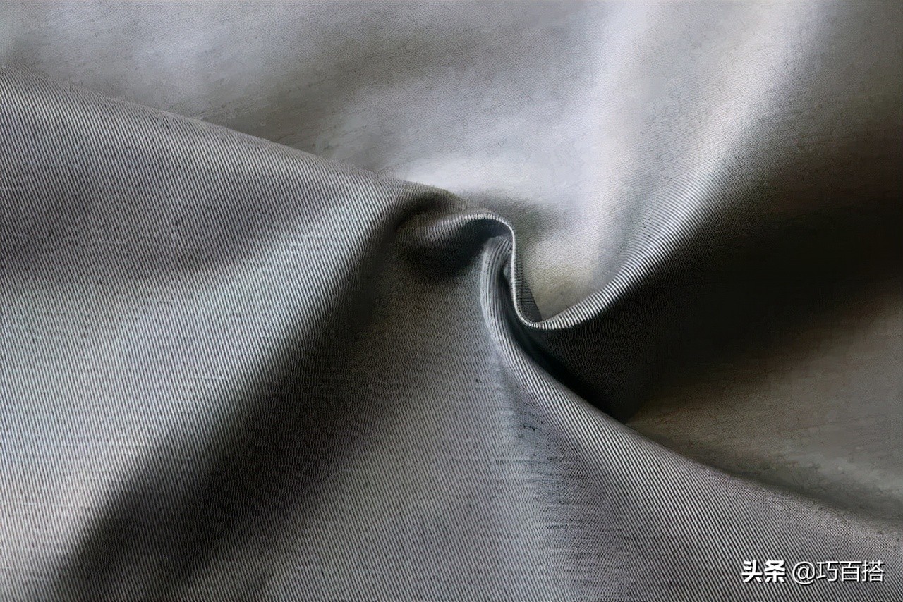 风衣时尚圈里永不褪色的经典,风衣是永不过时的时尚