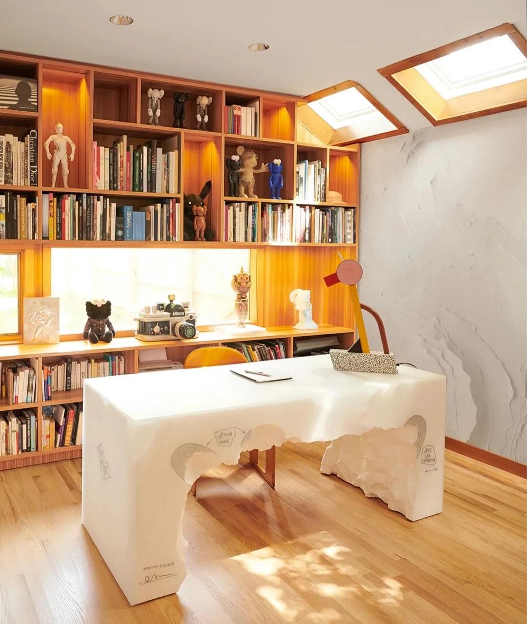 美到犯规的春装,2022春夏潘通发布流行色