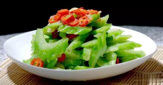 苦瓜怎样做才能减少苦味,苦瓜怎么做才会脆而不苦