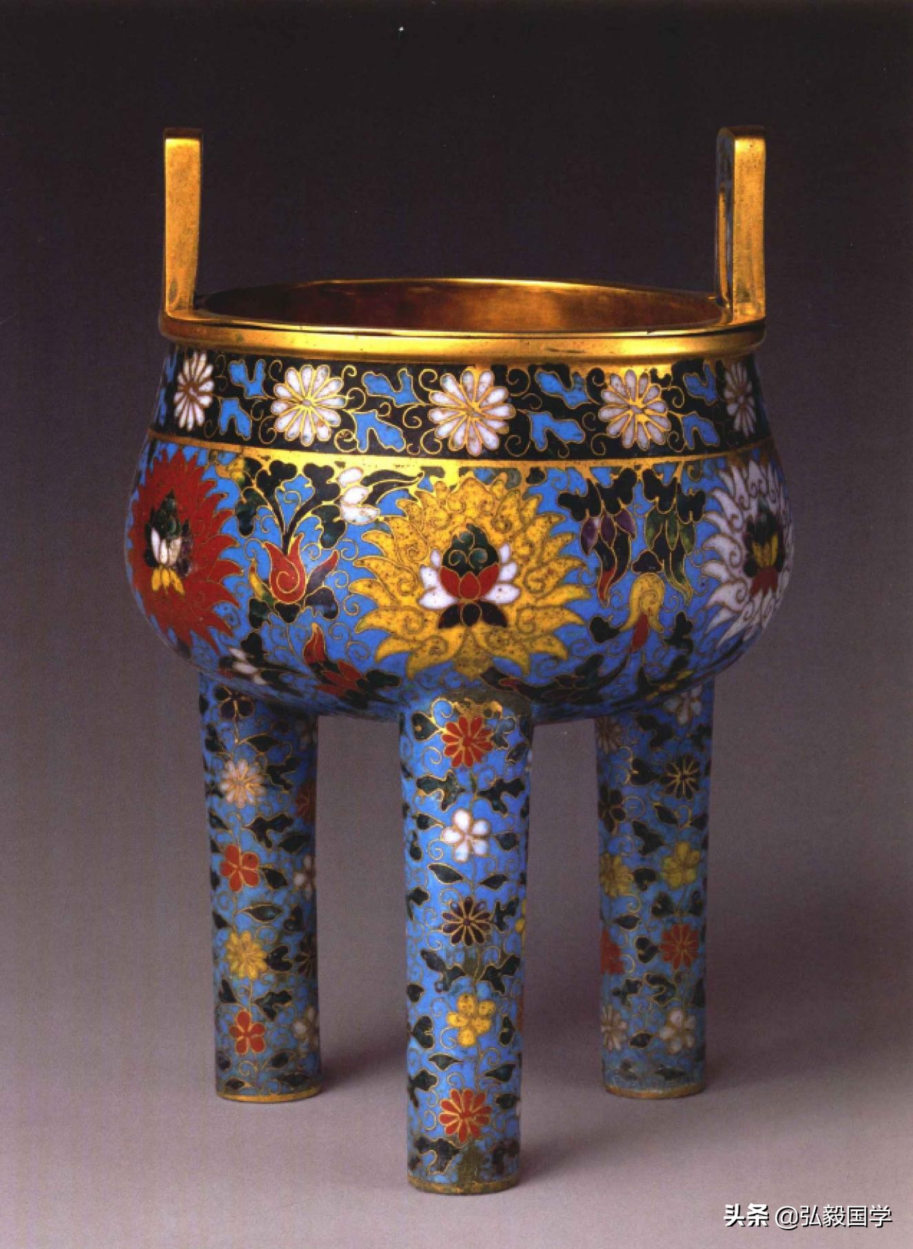 元代蓝釉珐琅彩瓷器,故宫珐琅彩最珍贵是哪一件