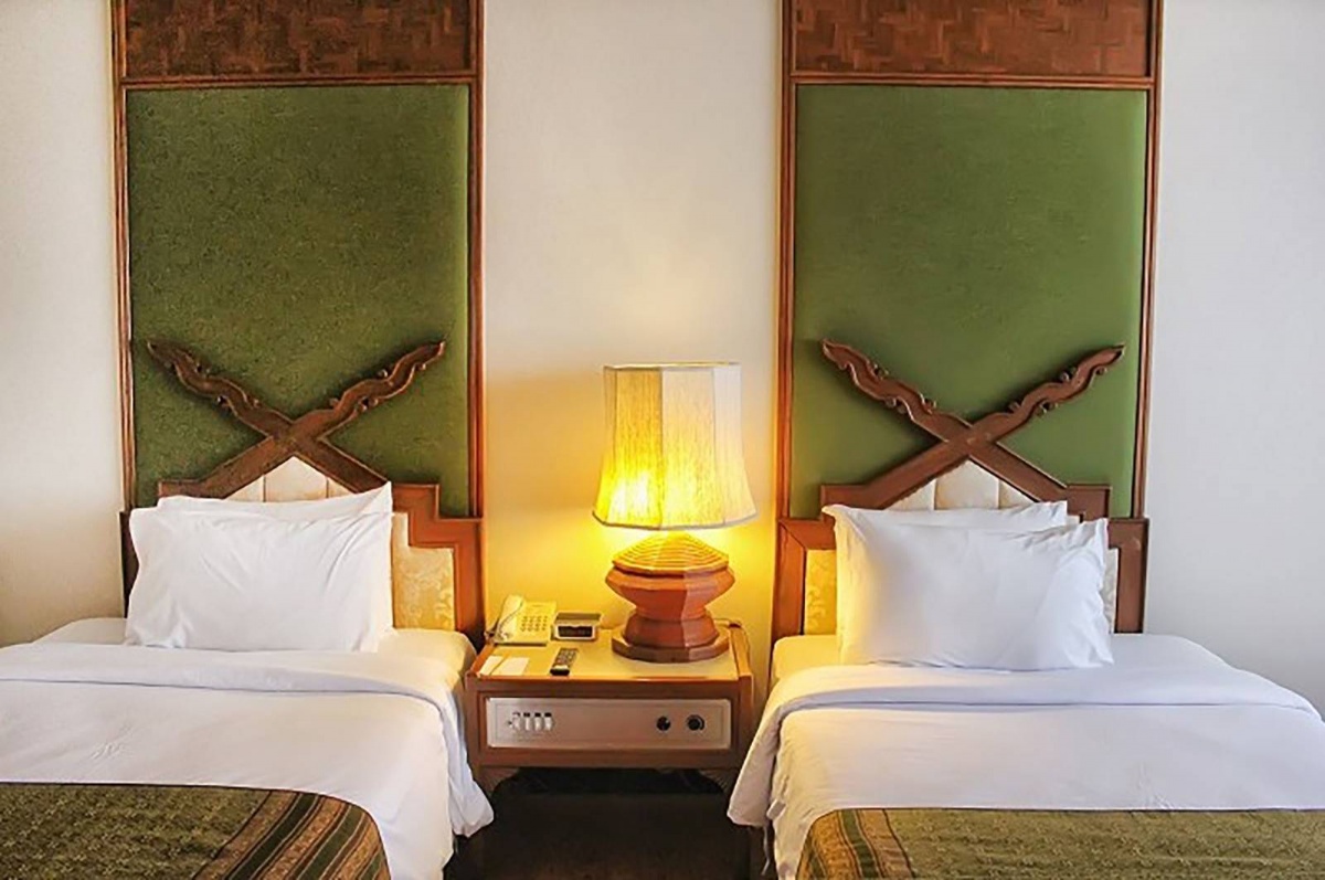 泰国清迈东方文华酒店,清迈夜市动物园附近酒店