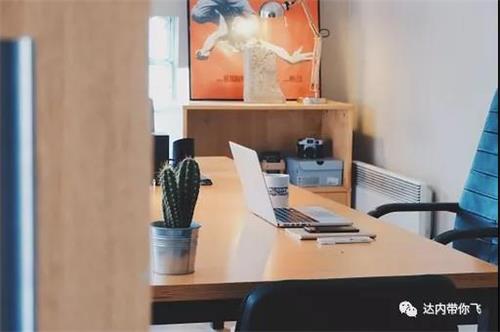 你适合转行做UI设计吗？靠谱吗？成都ui设计培训哪里好？