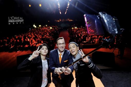 吴彦祖鹿晗首度双C同台！燃爆欧莱雅男士“劲能挑战之夜”