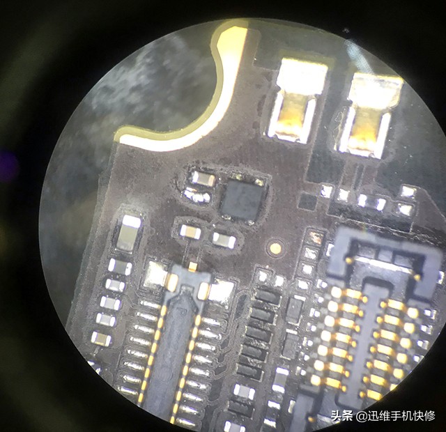 小米8进水黑屏了怎么拆机,小米8探索版进水能开机屏幕不亮