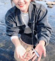 开心一刻gif下雨天,搞笑gif笑到肚子疼意外瞬间特辑