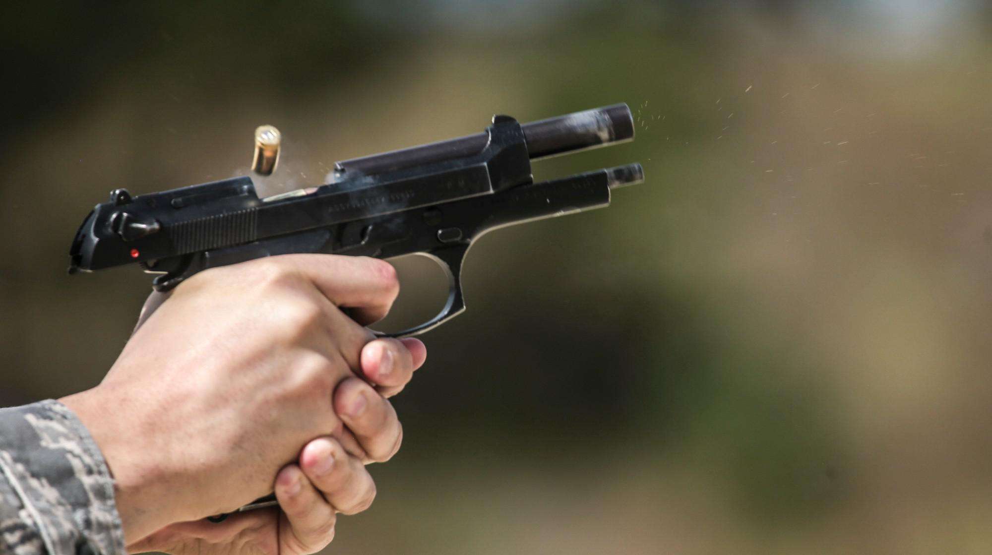 缝纫机厂研制的经典手枪，虽然火力不足，但便携性很好