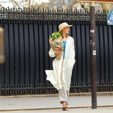 长衬衫的多种穿法,长衬衫的多种穿法配裙子