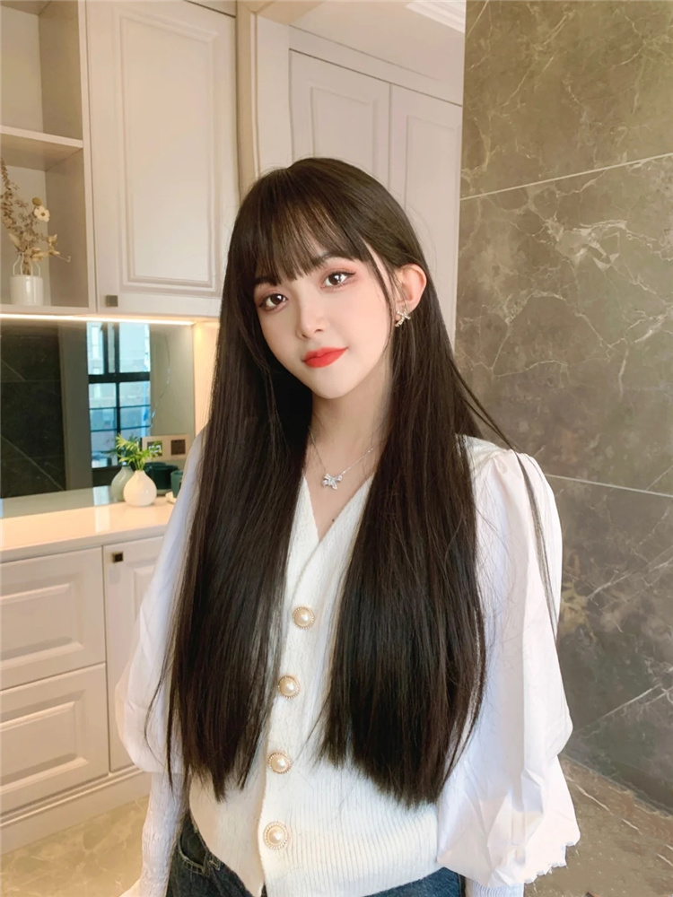 脸显大的女生发型,脸大女生日常发型